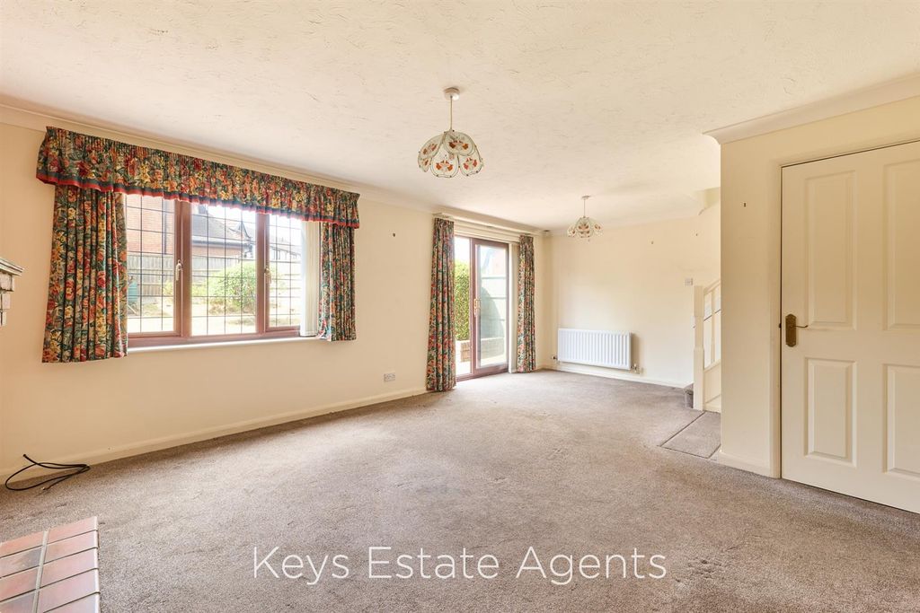 Property photo 3 of 22 Open Plan Lounge &amp; Dining Space