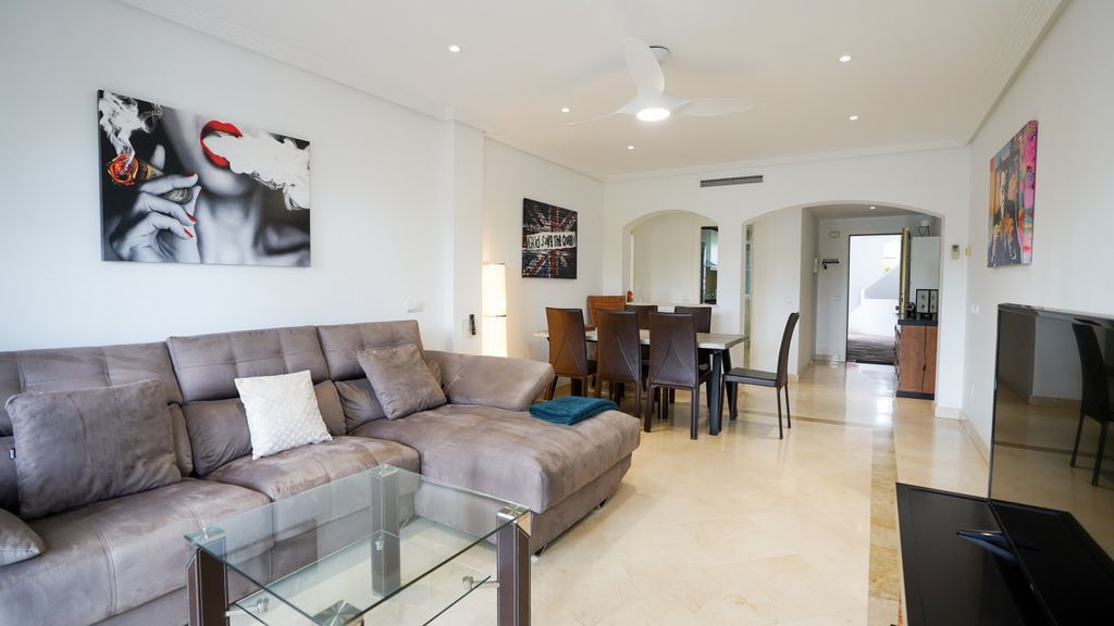 Property photo 3 of 31 Photo 2