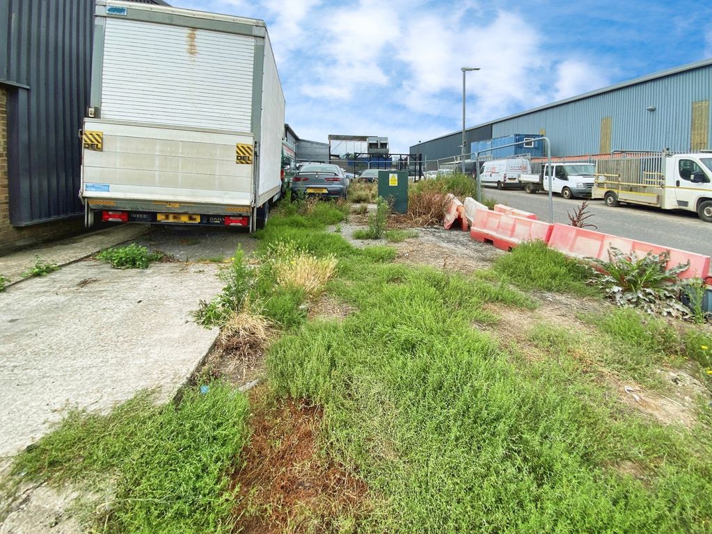 Property photo 2 of 2