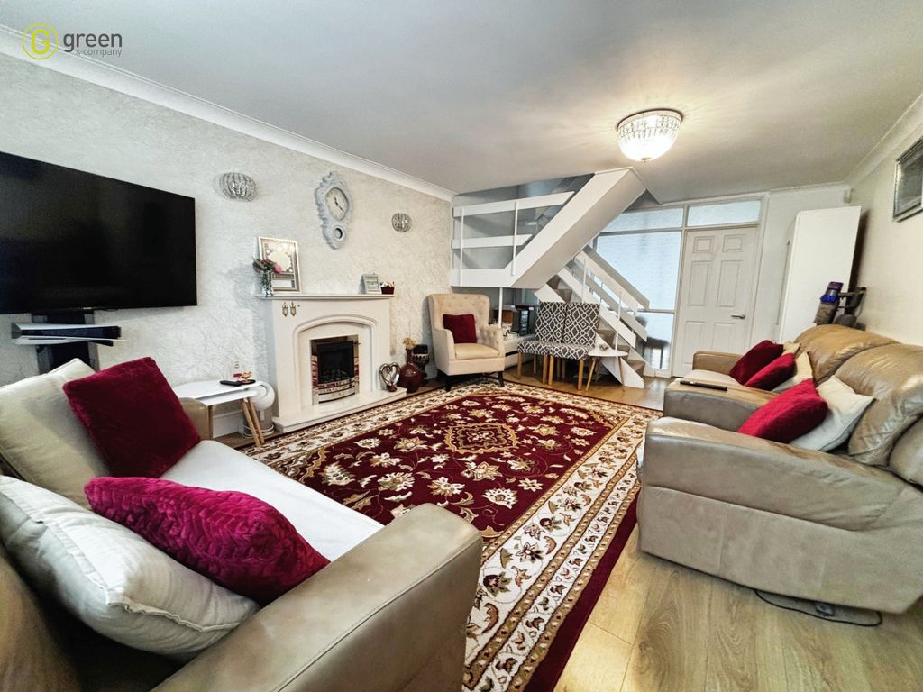 Property photo 2 of 22