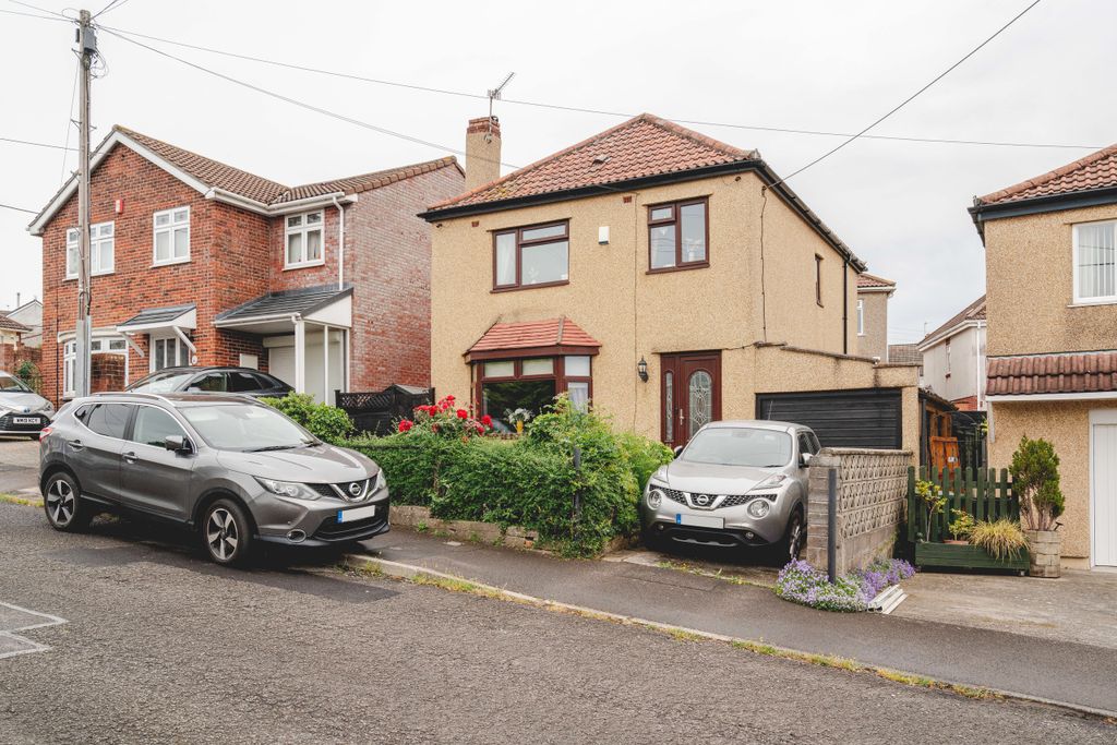 Property photo 1 of 22 27