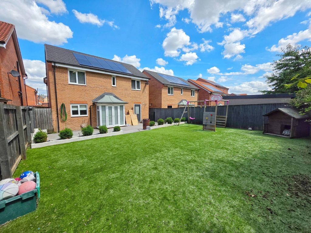 Property photo 1 of 23