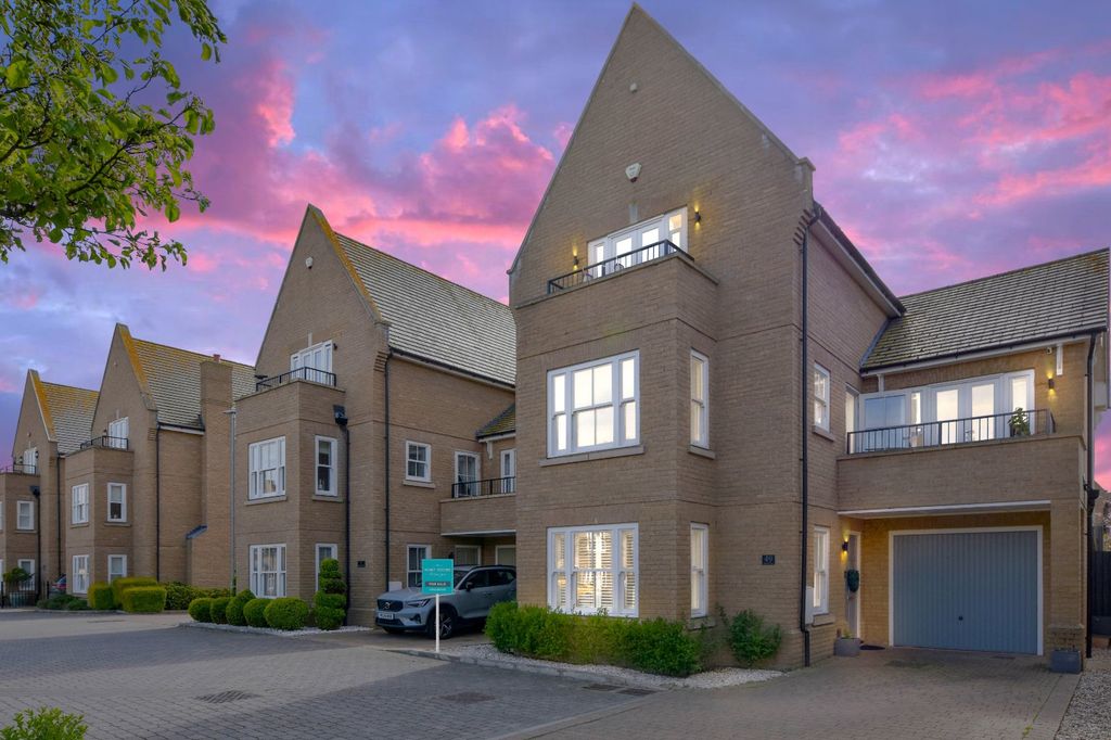 Property photo 1 of 59 Picture No. 59