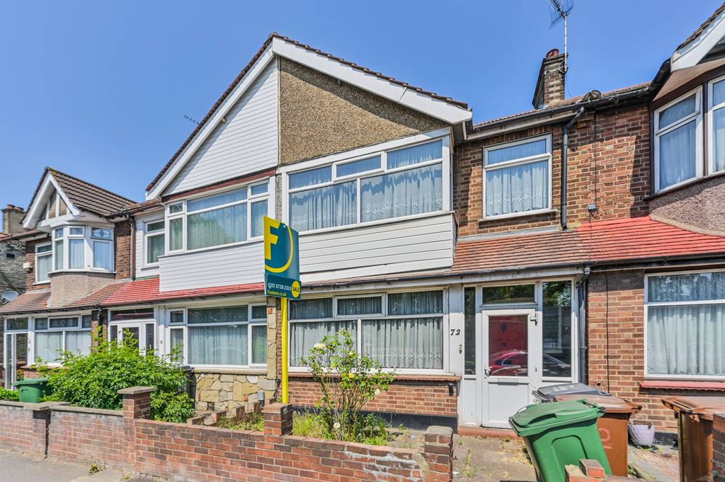 Property photo 2 of 16