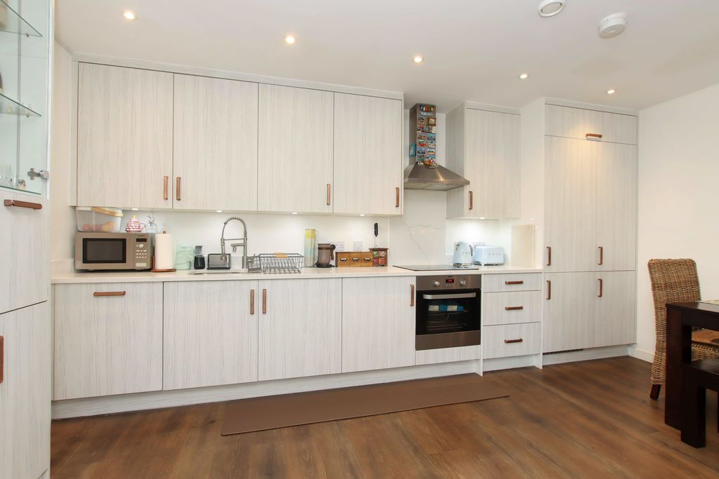 Property photo 2 of 15 Photo 8