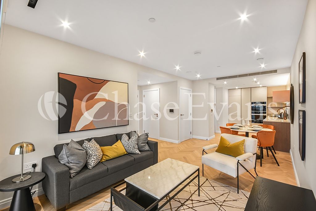 Property photo 1 of 20 King's Road Park, Fu