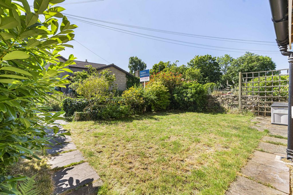 Property photo 3 of 22