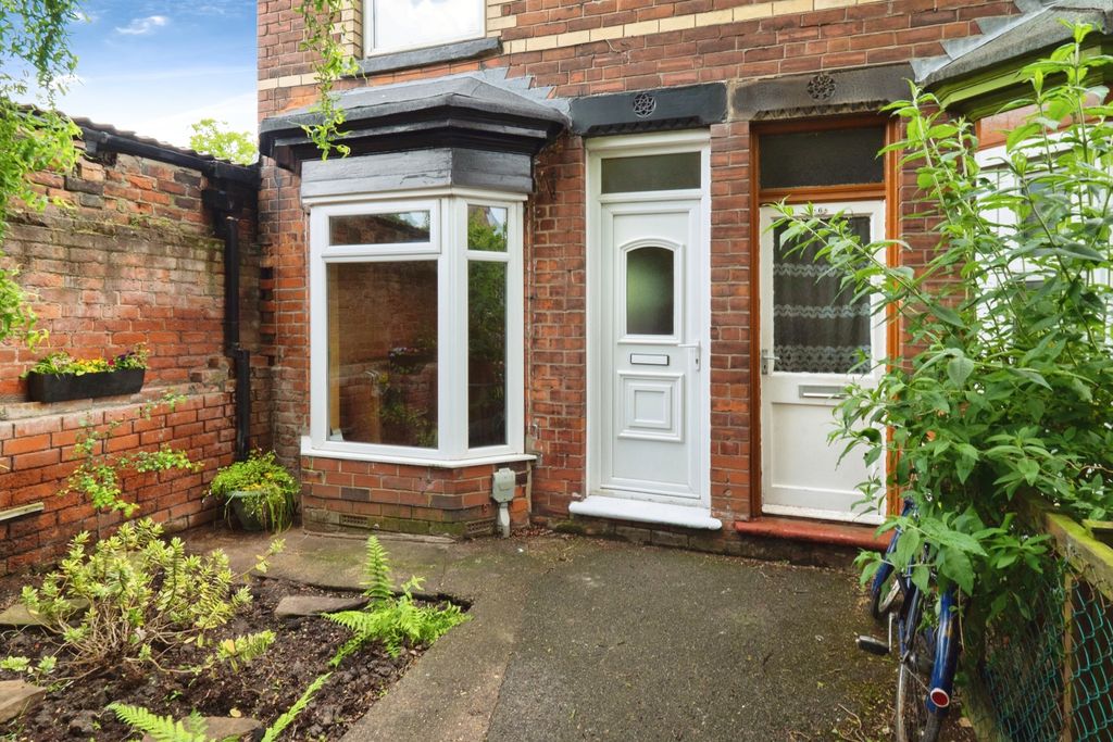 Property photo 1 of 13 Front