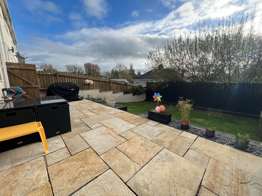 Property photo 2 of 20 Garden Aspect 3