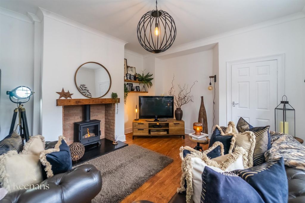Property photo 1 of 32 Bristol-1.Jpg