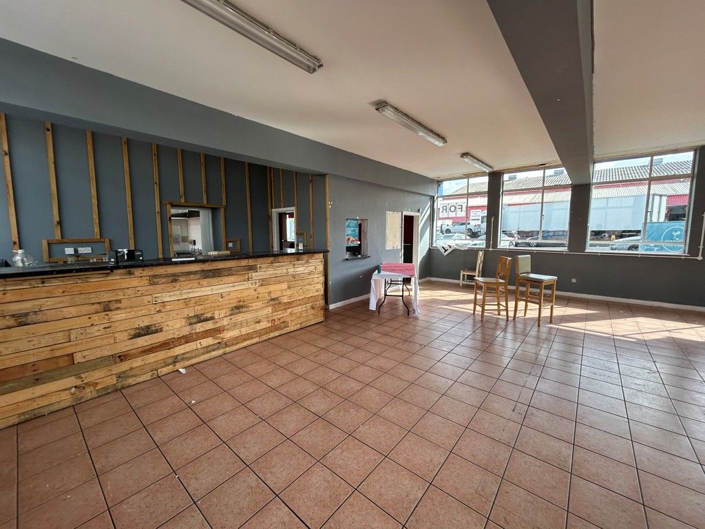 Property photo 2 of 6 Photo 6