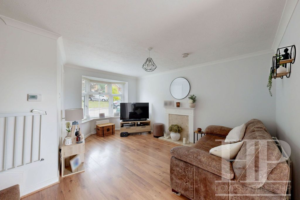Property photo 2 of 18