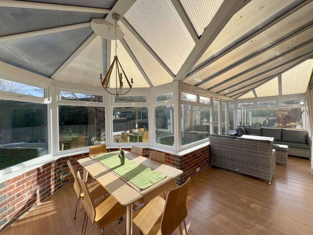 Property photo 2 of 16 Gallery