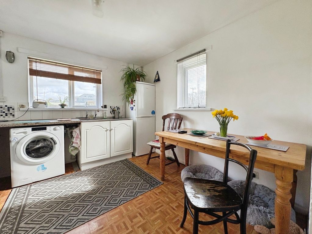 Property photo 3 of 20 4967108