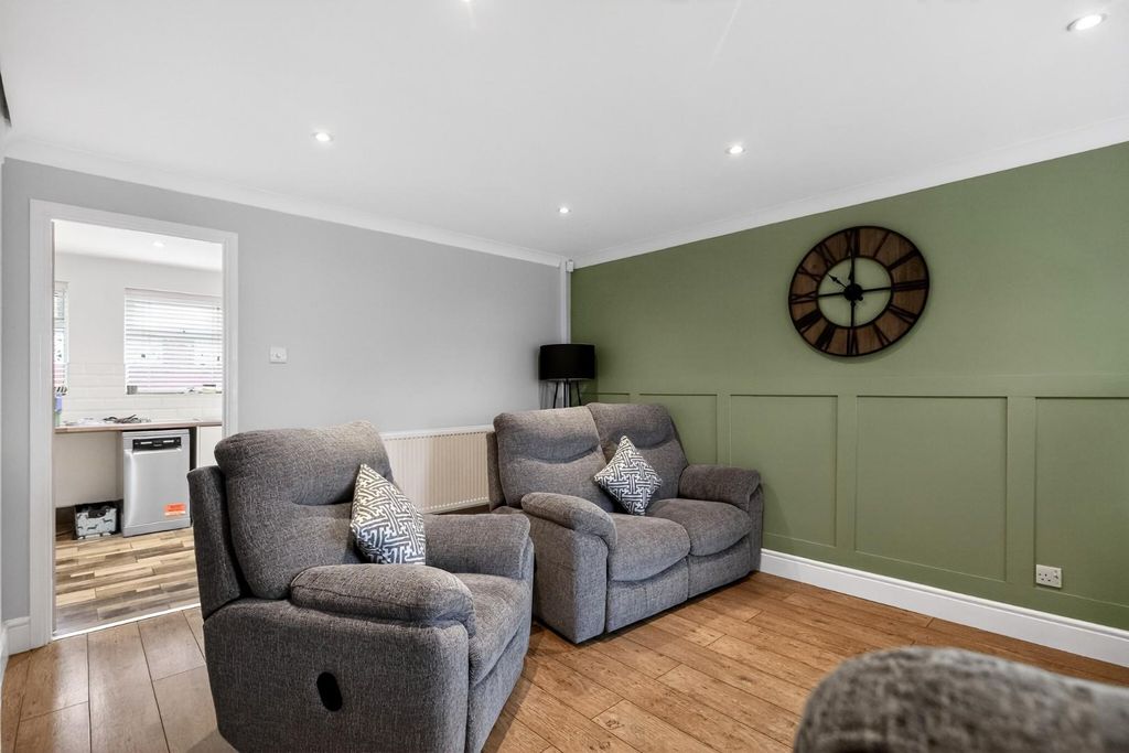 Property photo 3 of 16 Mjc_1211.Jpg