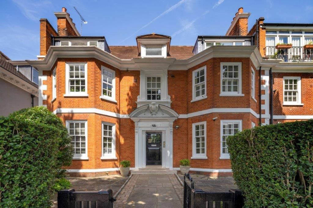 Property photo 1 of 14 Front (Exterior)