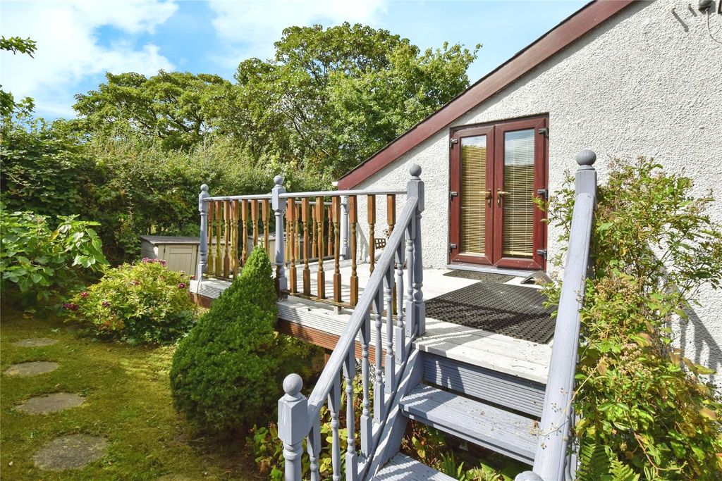 Property photo 2 of 18 Picture No. 04