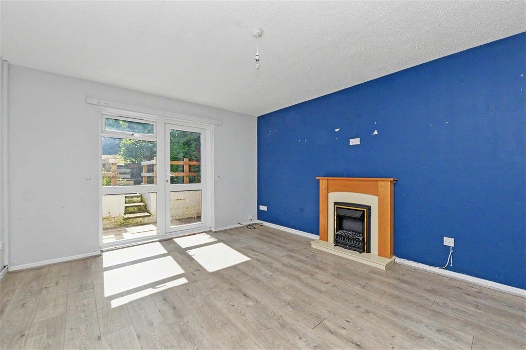 Property photo 3 of 5