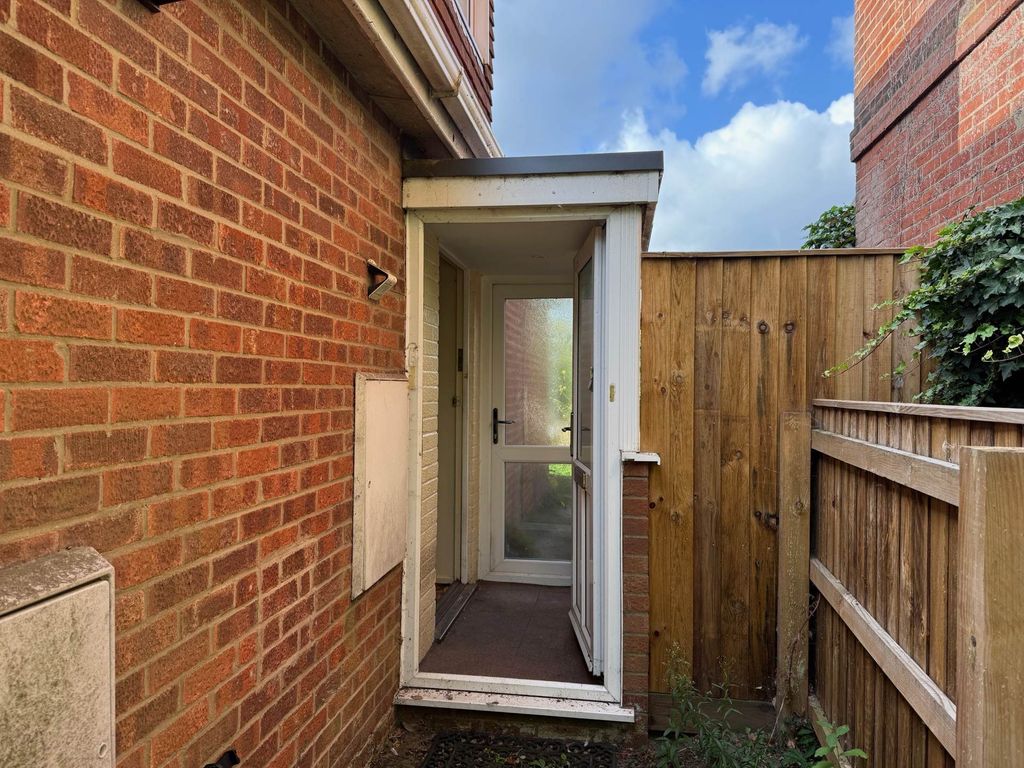 Property photo 3 of 19