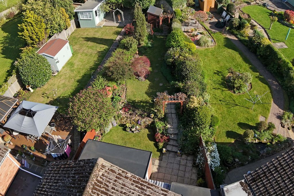 Property photo 3 of 25 Photo 3