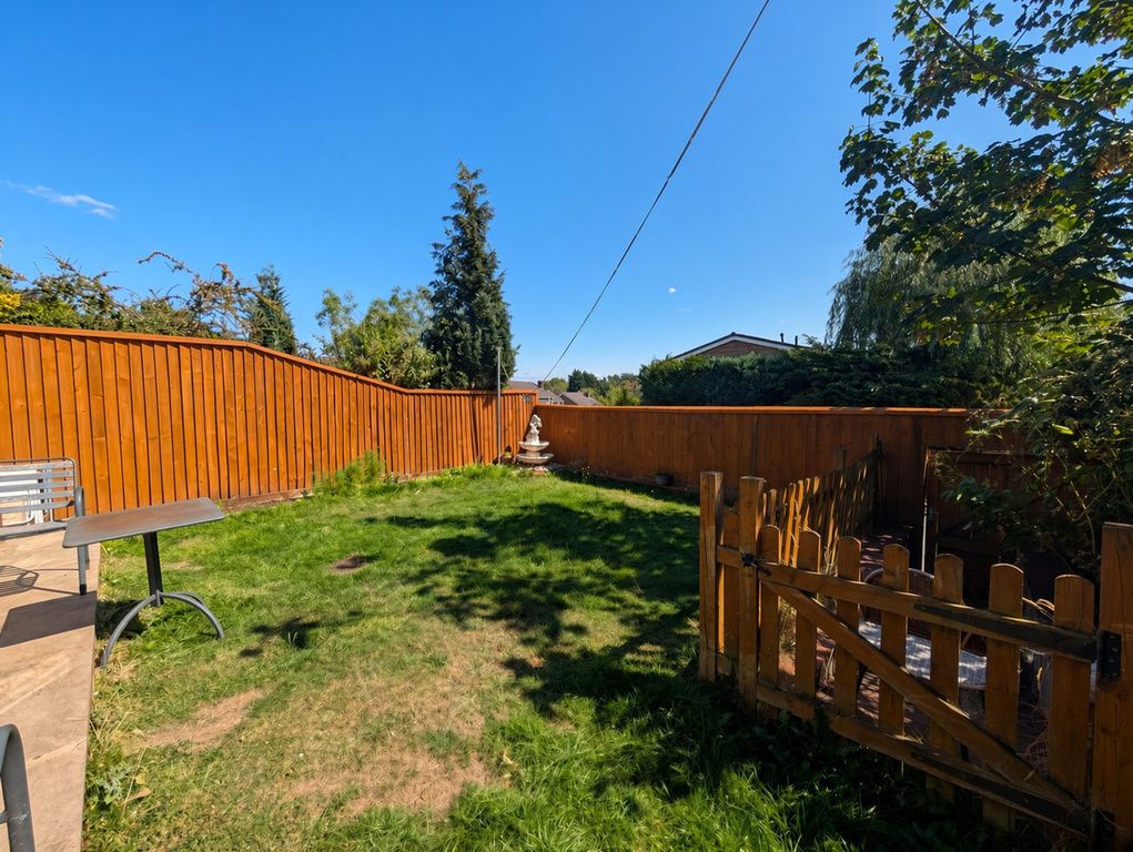 Property photo 2 of 14