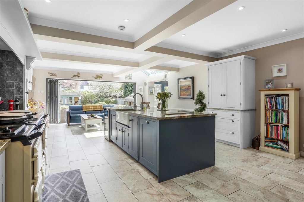 Property photo 2 of 54 1685009043 - 9.Jpg