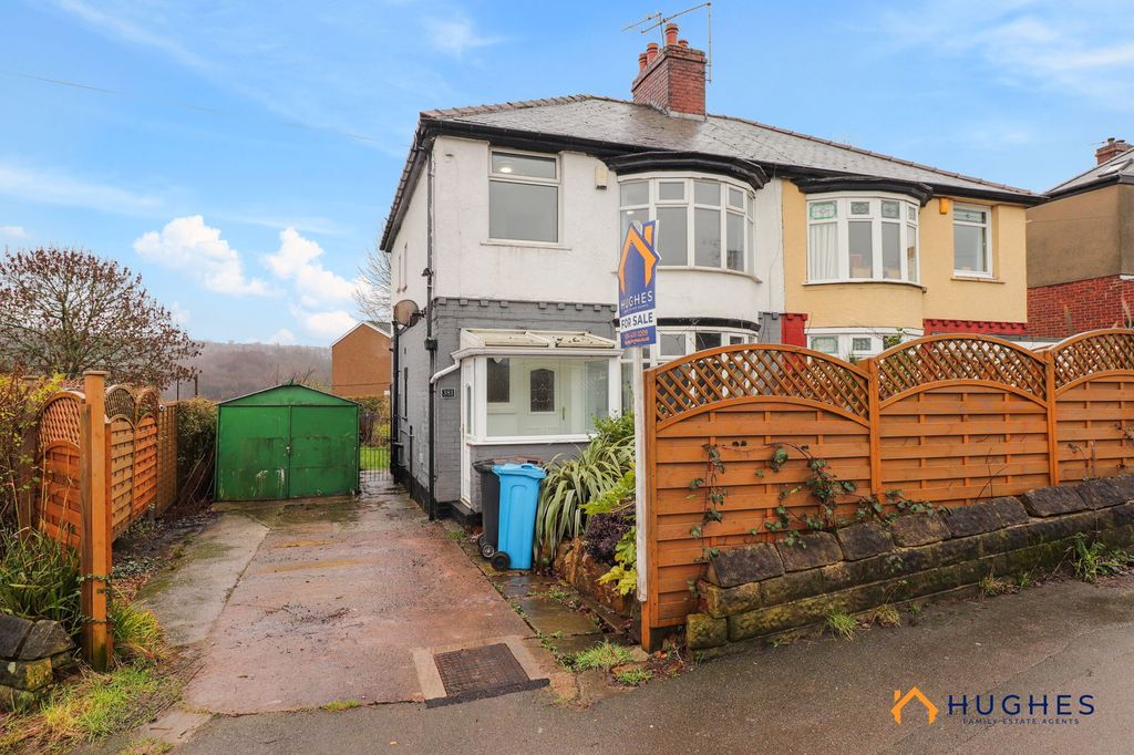 Property photo 1 of 27