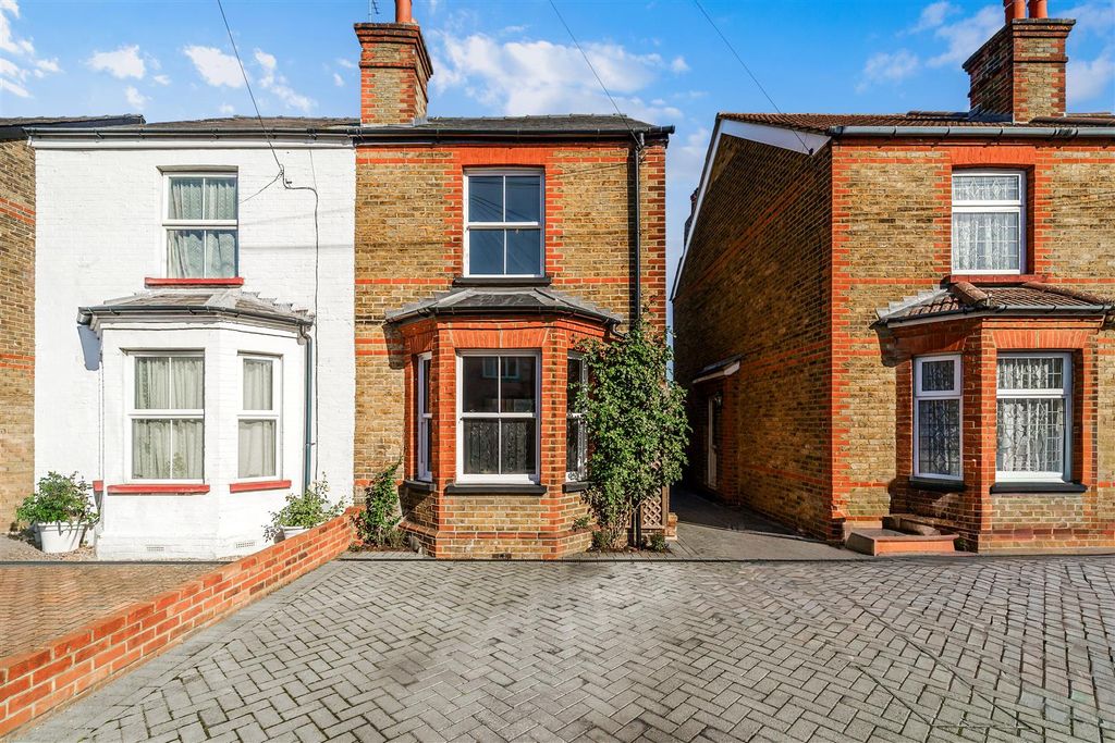 Property photo 1 of 14 Lower Court Road (4).Jpg