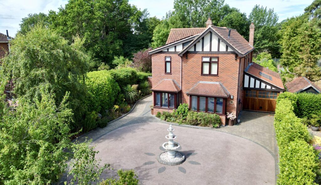 Property photo 1 of 74