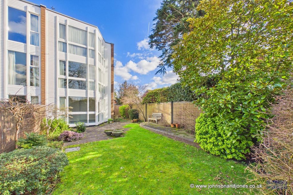 Property photo 1 of 23 1 Front.Jpg