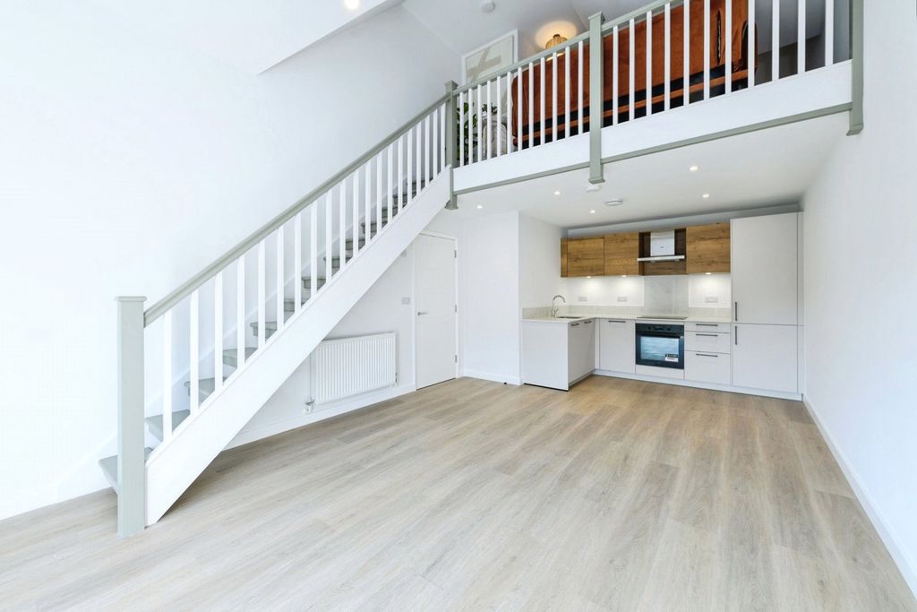 Property photo 2 of 12 Picture No. 06