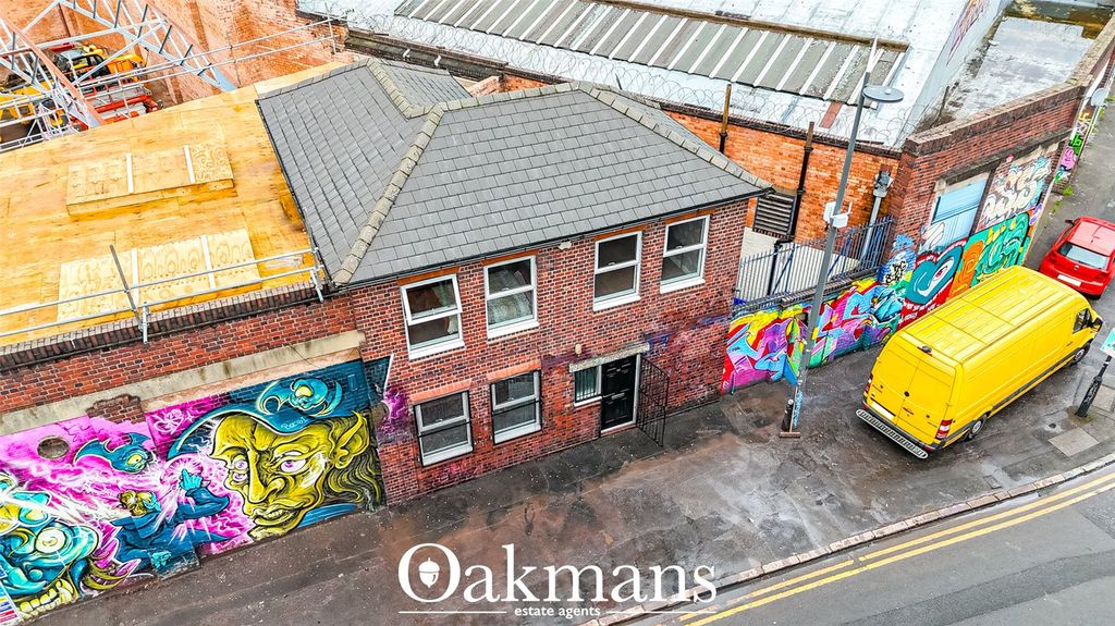 Property photo 2 of 24 Picture No. 18