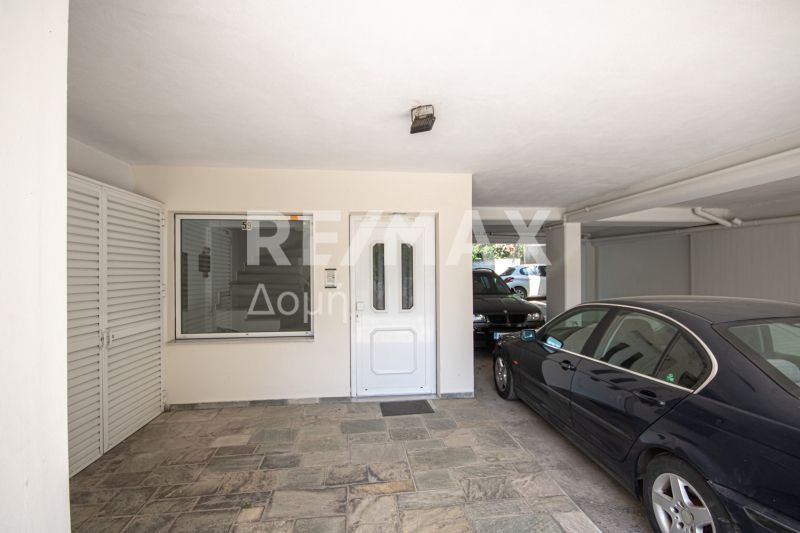 Property photo 3 of 38