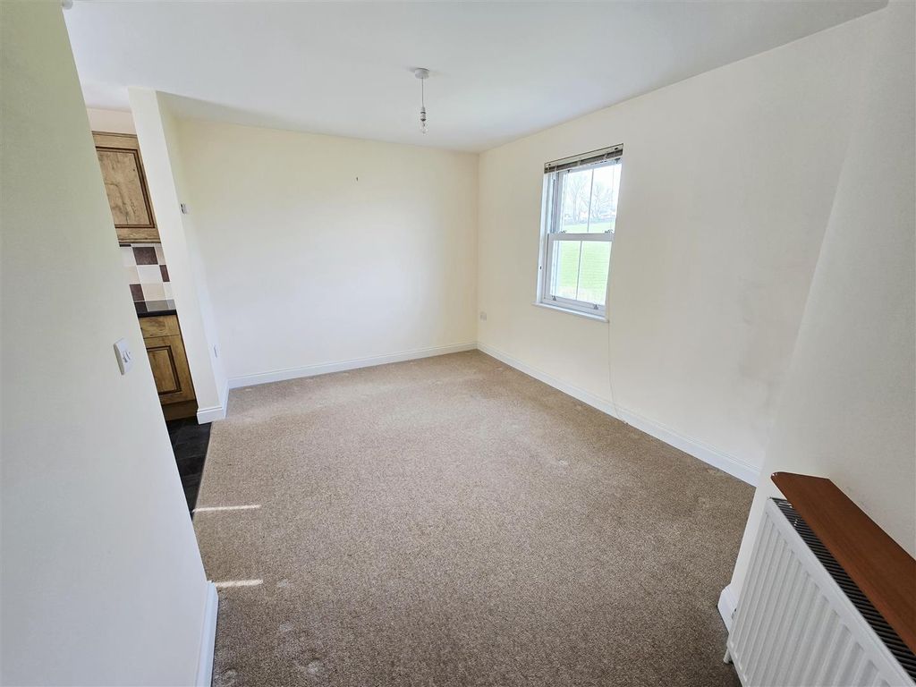 Additional image 16 of 1 bed flat for saleDuchy View, Launceston PL15
