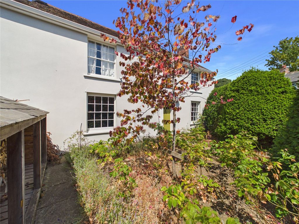 Property photo 2 of 18 Picture No. 02