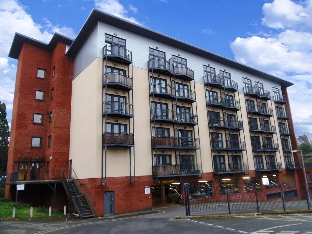 Property photo 1 of 8 Blue Front.Jpg