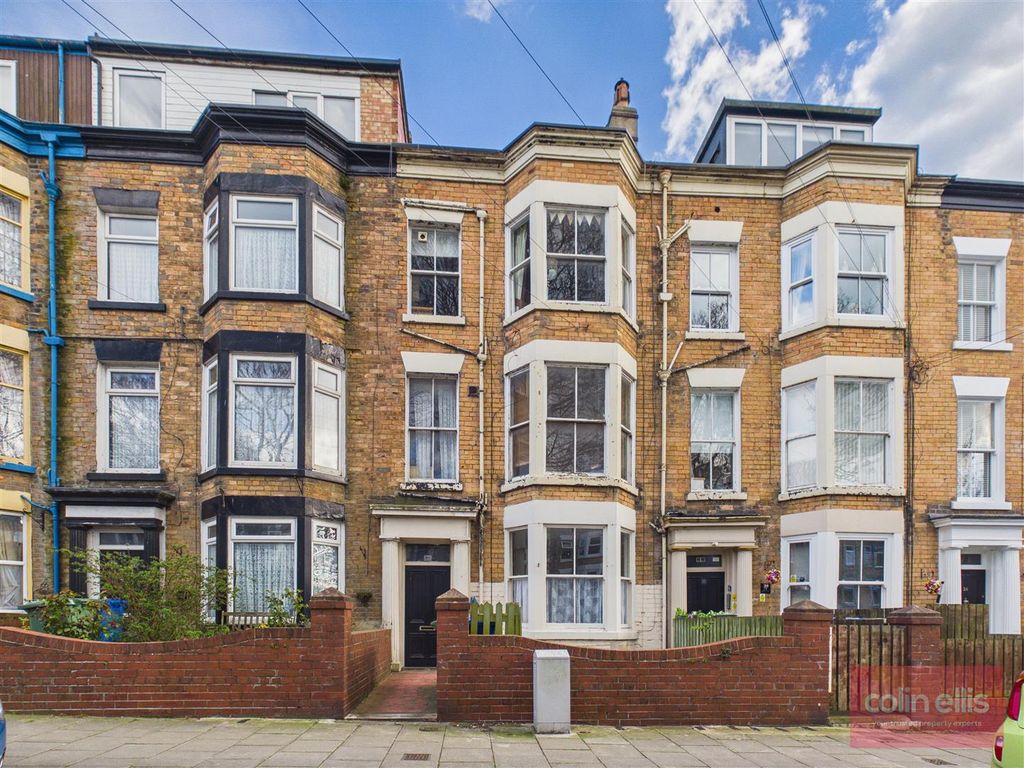 Property photo 1 of 12 Cam05075G0-Pr0325-Still012.Jpg