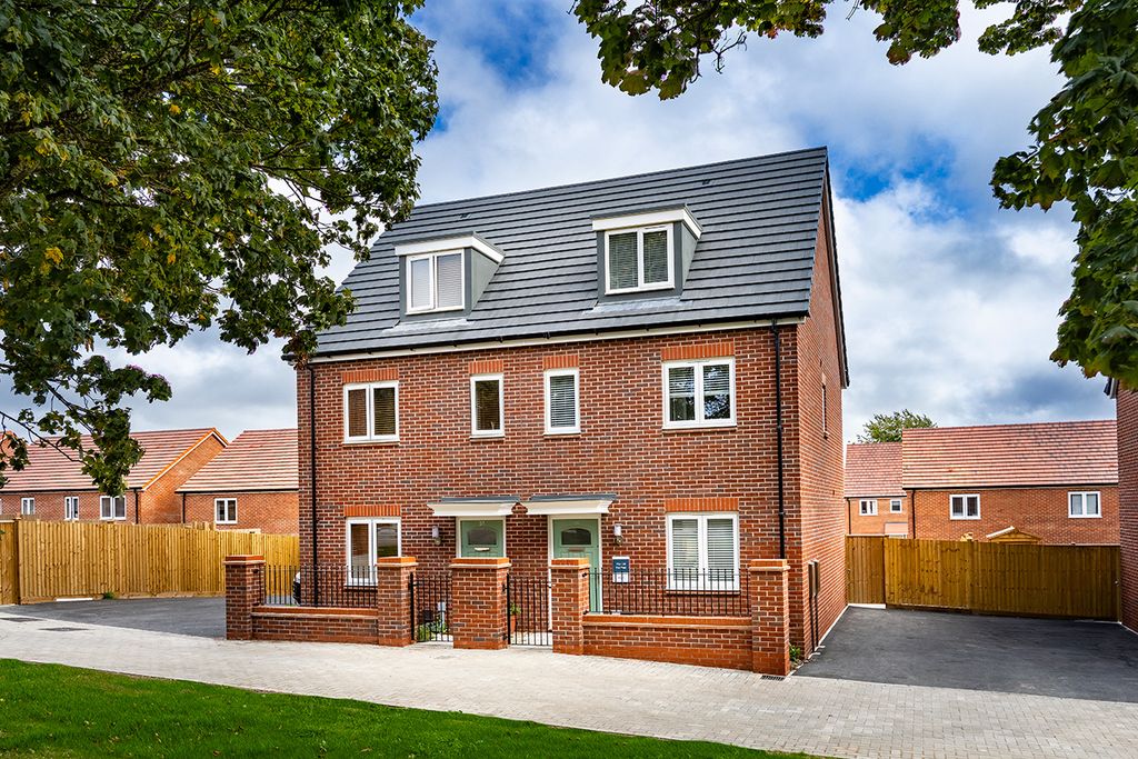 Property photo 1 of 9 Mottram Showhome