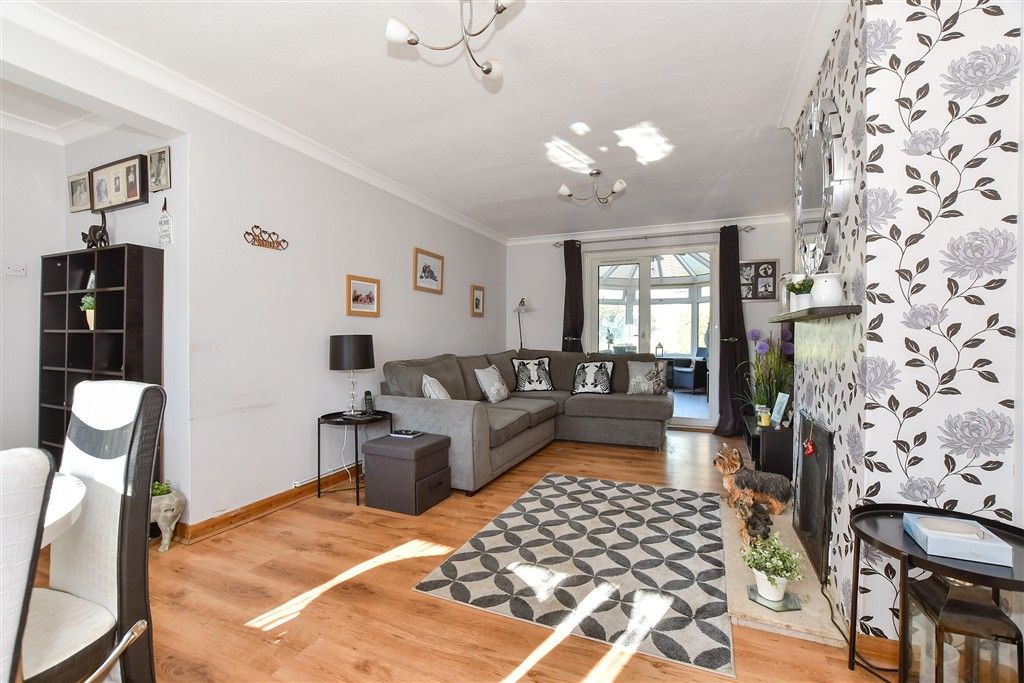 Property photo 3 of 10 Lounge/Dining Room