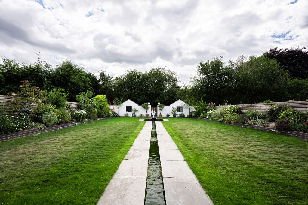 Property photo 3 of 30