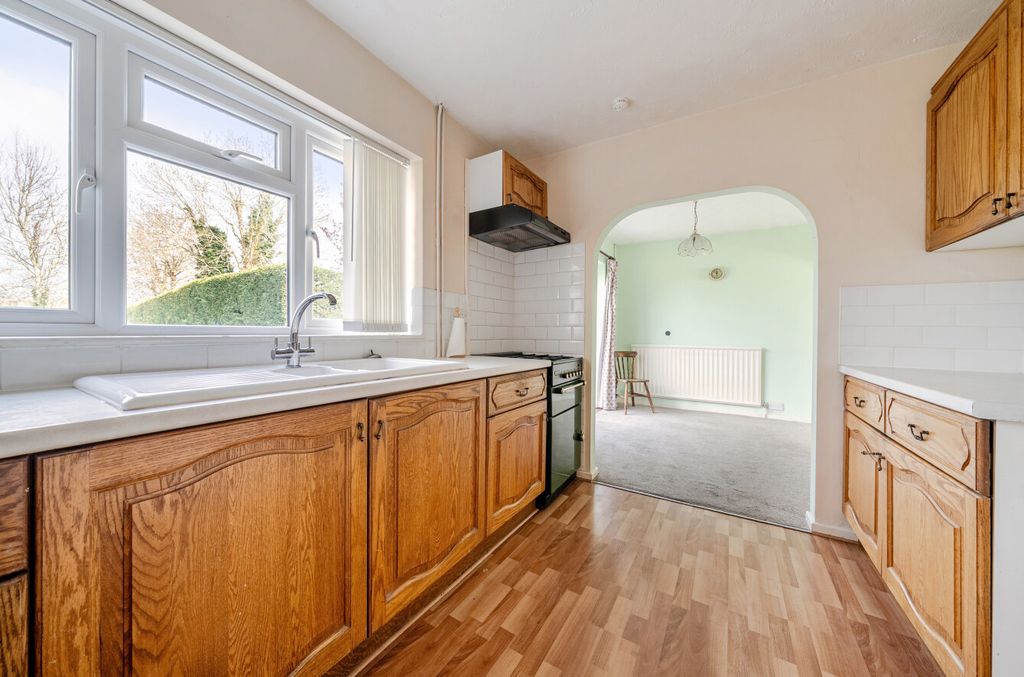 Property photo 2 of 20 1433995-1-69c134A...