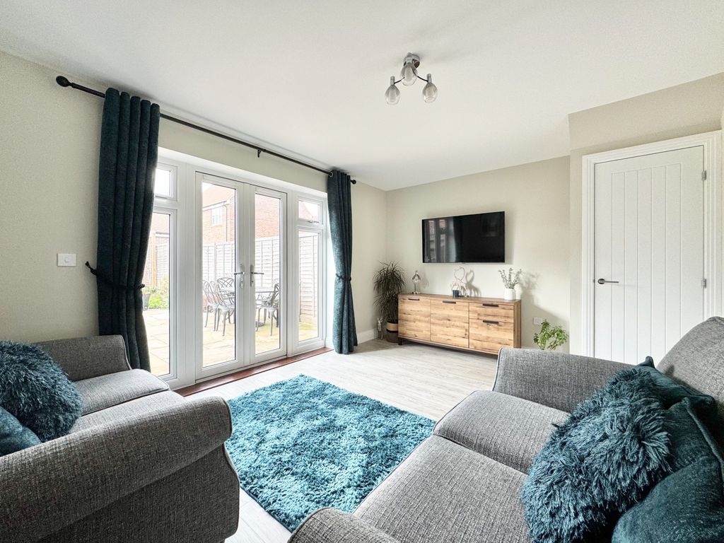 Property photo 3 of 23 Akeman Residential