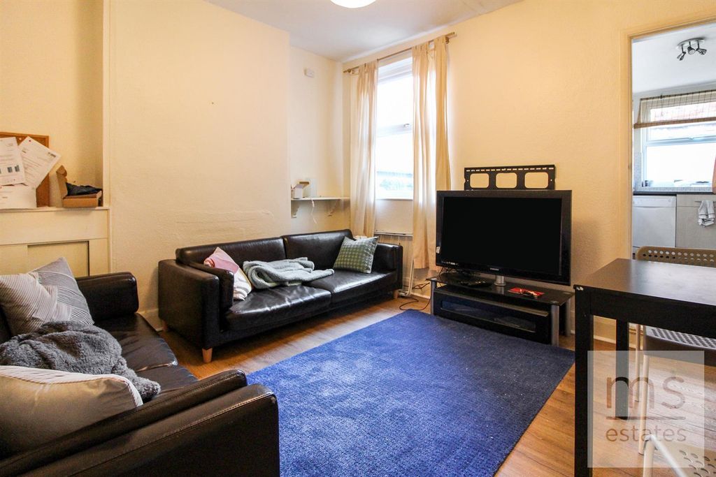 Property photo 3 of 12 Img_8533.Jpg