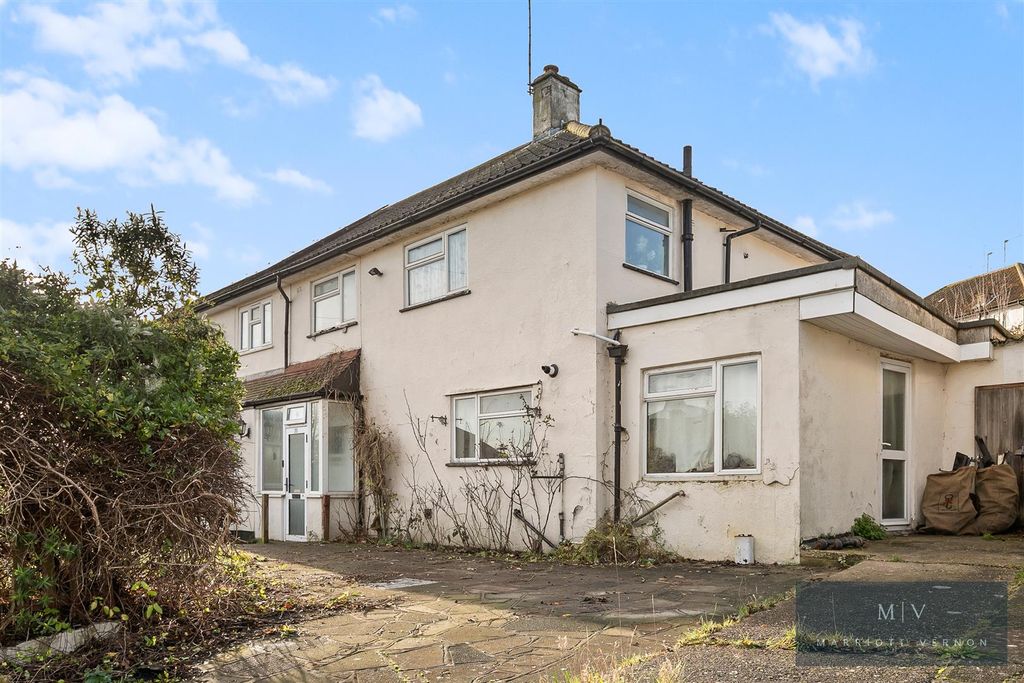 Property photo 1 of 12 Warren Avenue 35 MV-11.Jpg