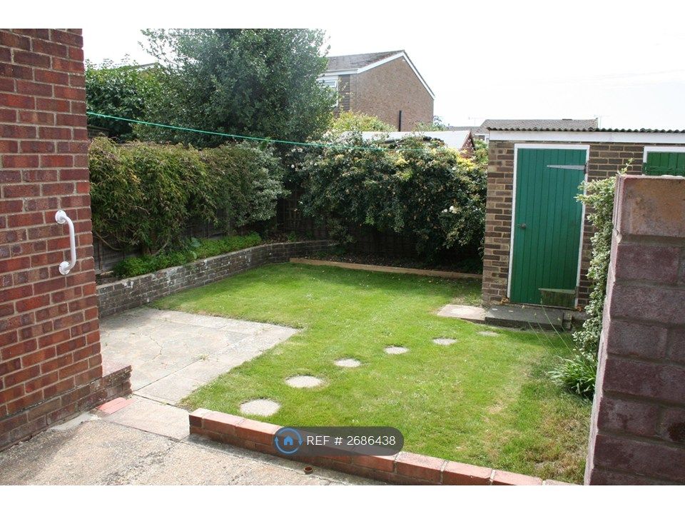 Property photo 3 of 17