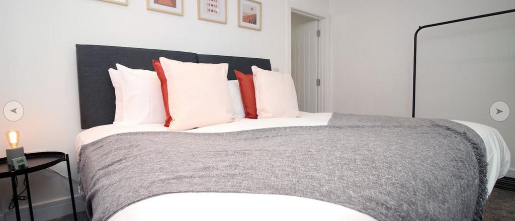 1 bed flat for saleCowbridge Road West, Cardiff CF5 photo 5