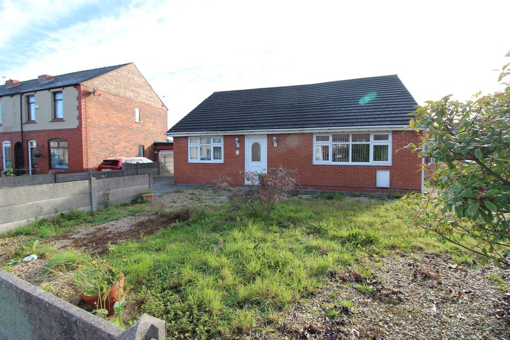 Property photo 3 of 14 Photograph 3