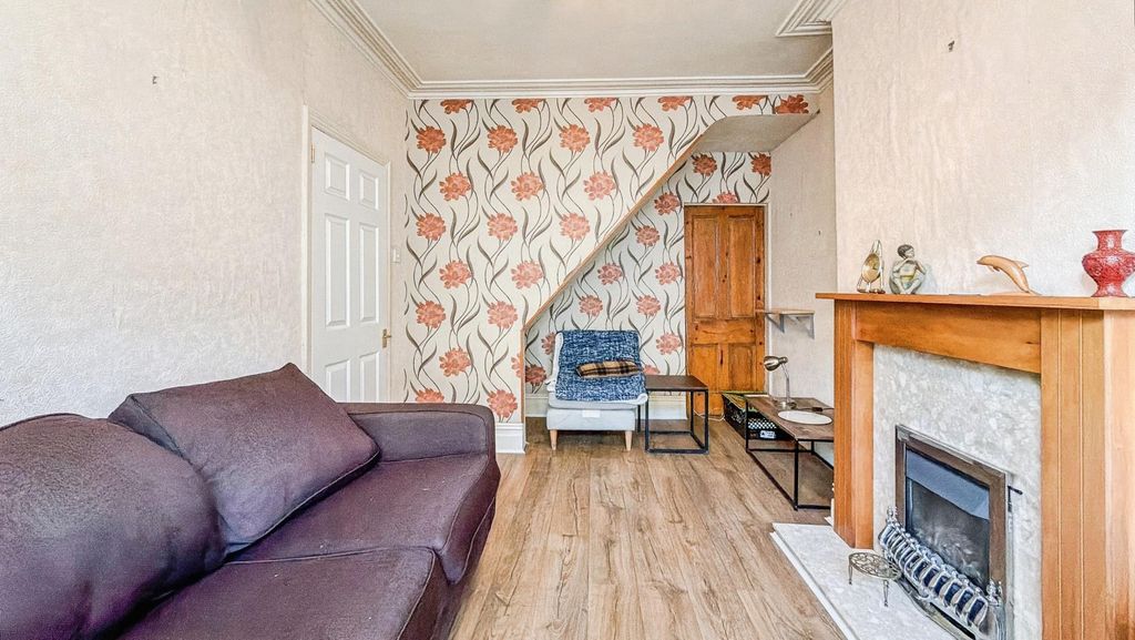 Property photo 3 of 14 52638462-Untitled-6068.Jpg