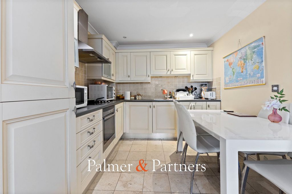 Property photo 2 of 10 Picture No. 05