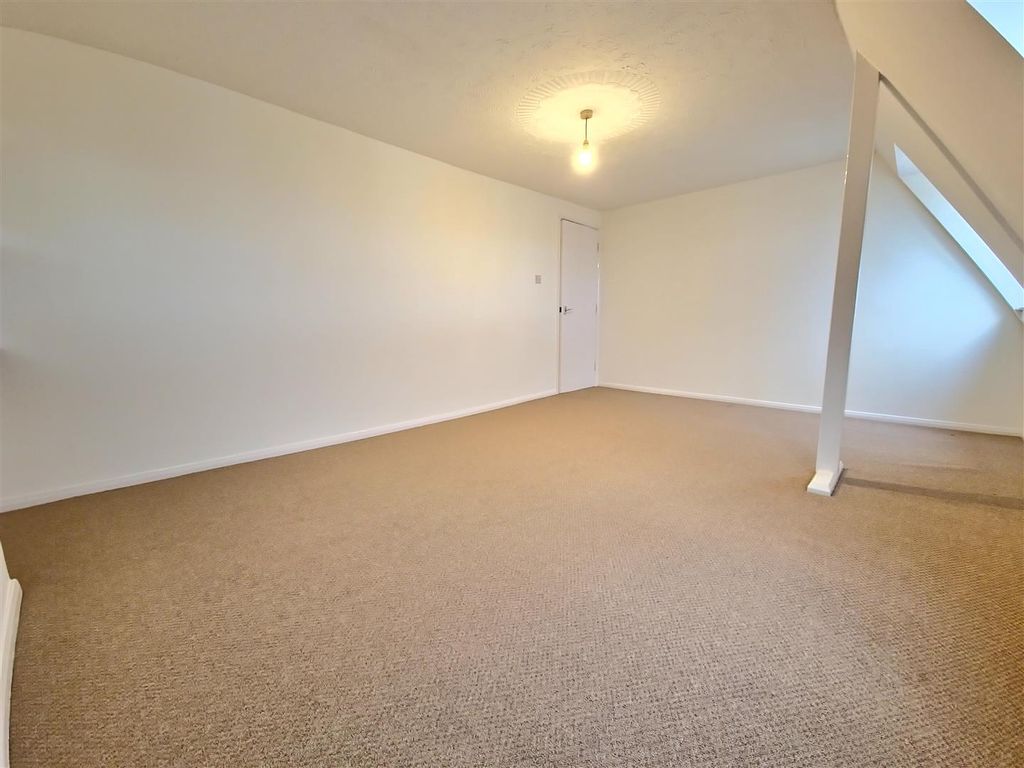 Property photo 3 of 8 Living Room